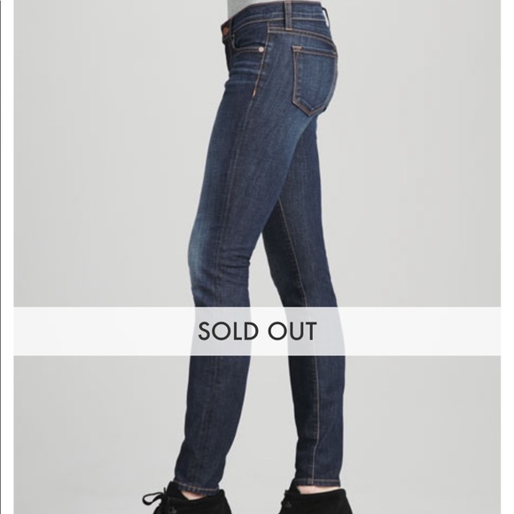 J Brand 811 Mid Rise Skinny Jeans in Dark Vintage - Picture 4 of 9